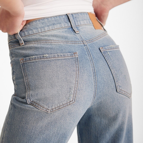 NWT Express High Waisted Light Wash 50/50 Rigid Stretch Straight Ankle Jeans - Picture 5 of 8